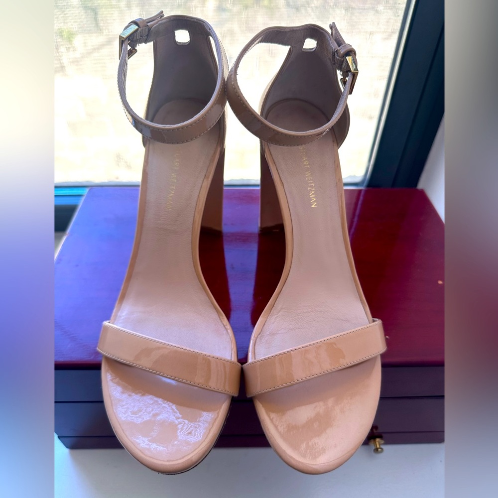 Stuart Weitzman - Nude Patent Leather Block Heel "Nearly Nude" Pumps Size 9